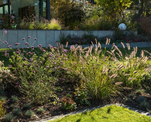 Gartengestaltung mit Stauden und Gräsern