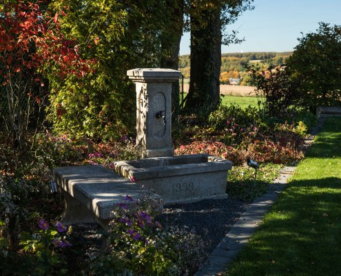 Natursteinbrunnen aus Granit